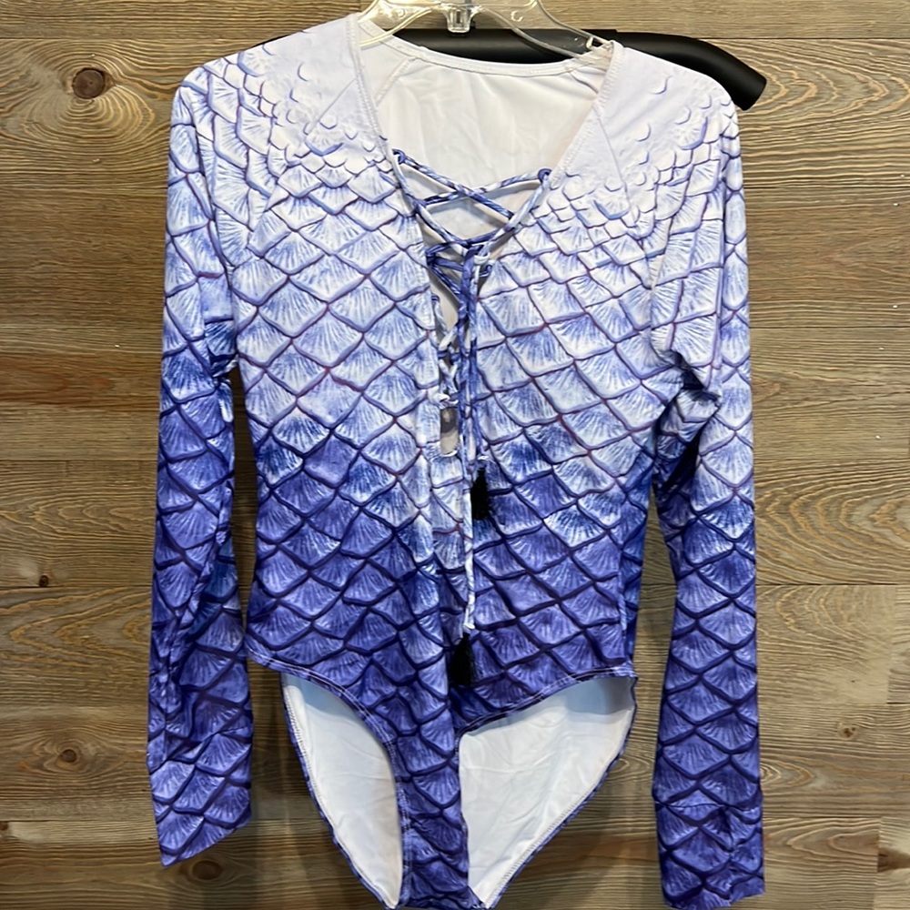 NEW purple ombre mermaid Rashguard long sleeve swimsuit. Xl